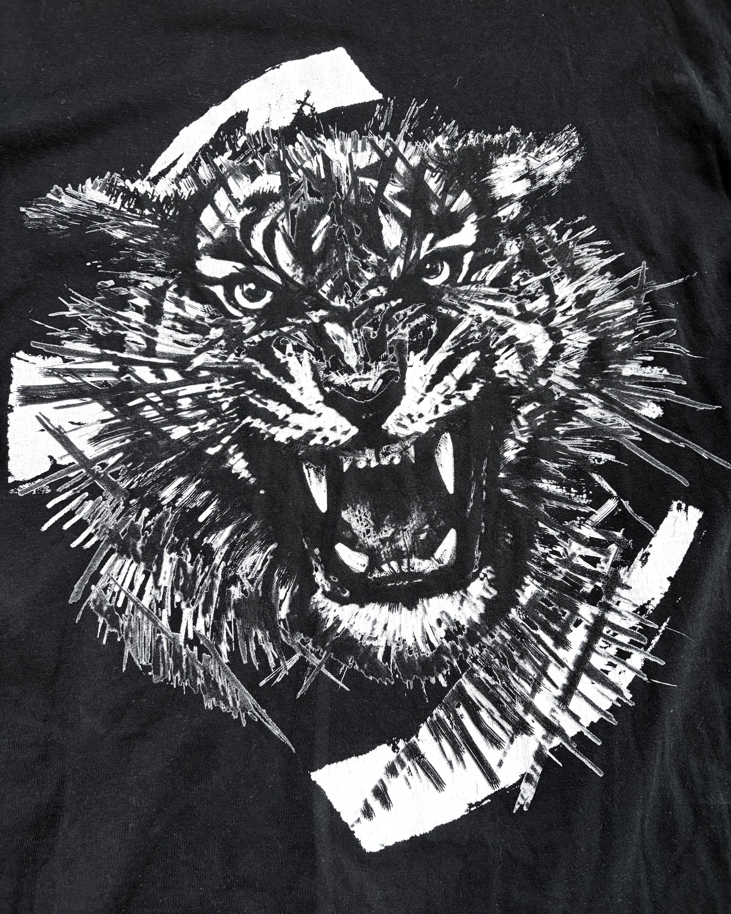 BLACK TIGER T-SHIRT