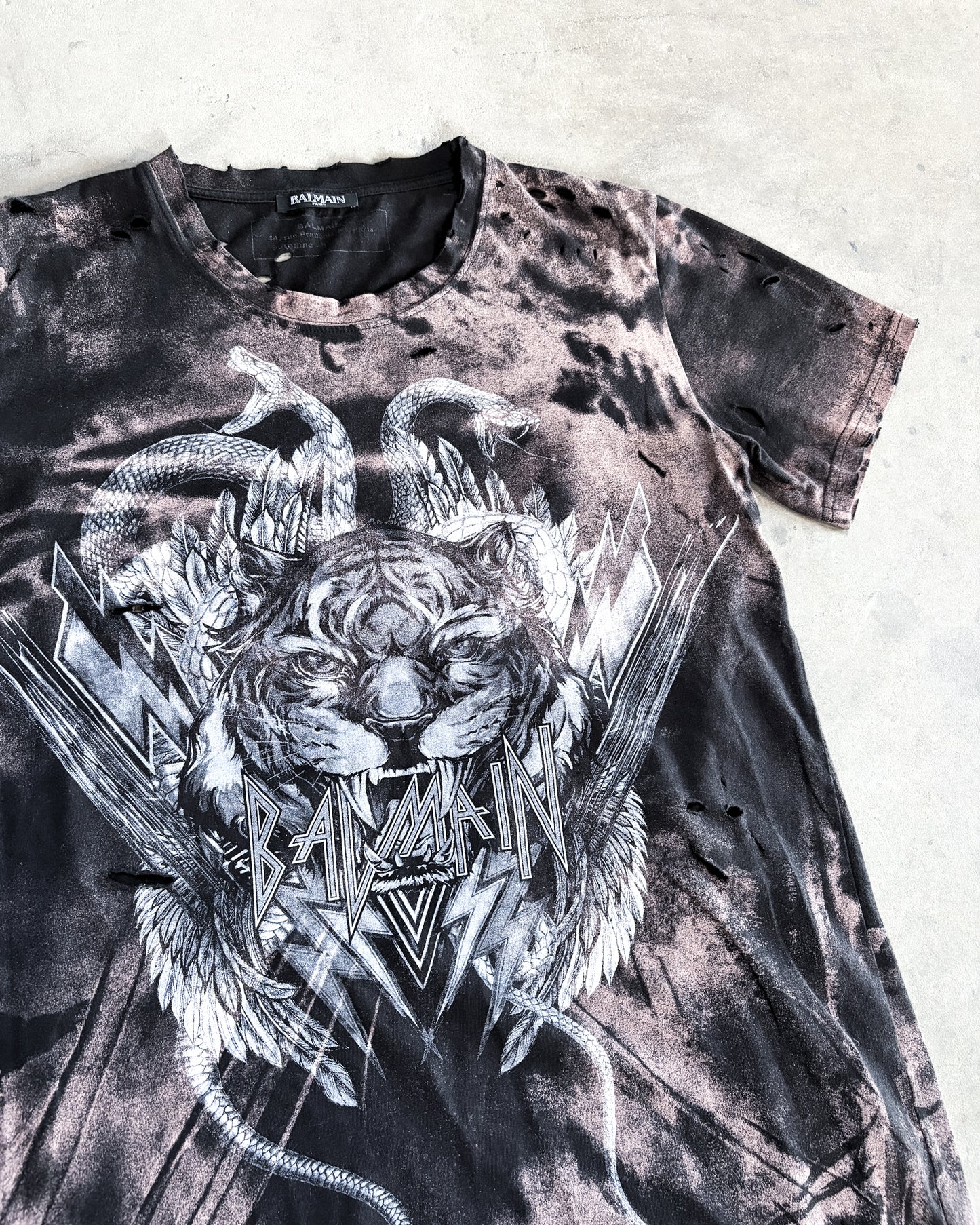 DISTRESSED TIGER T-SHIRT