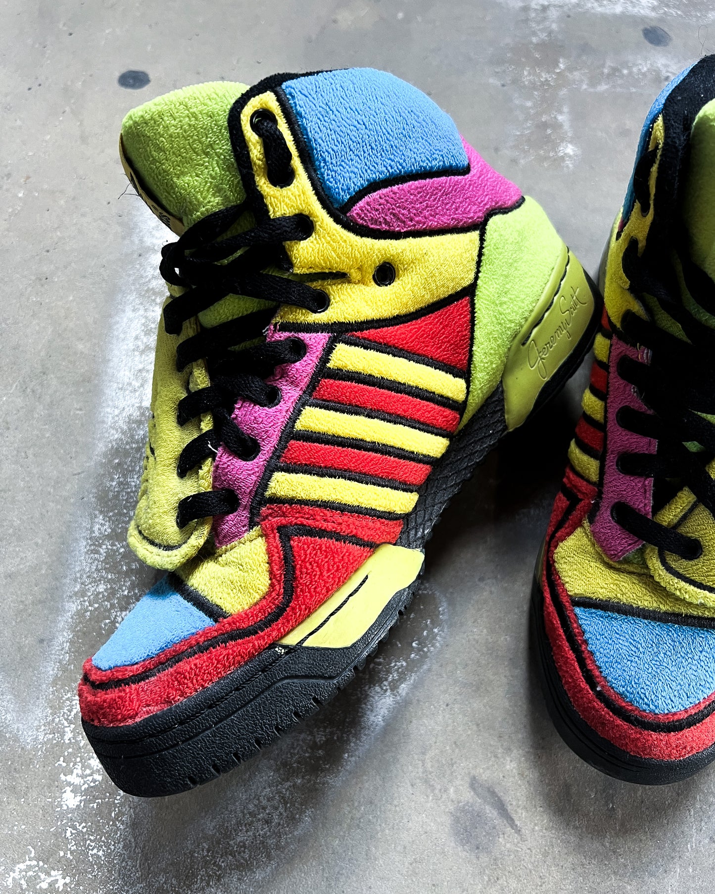 WINGS 2.0 RAINBOW TEDDY