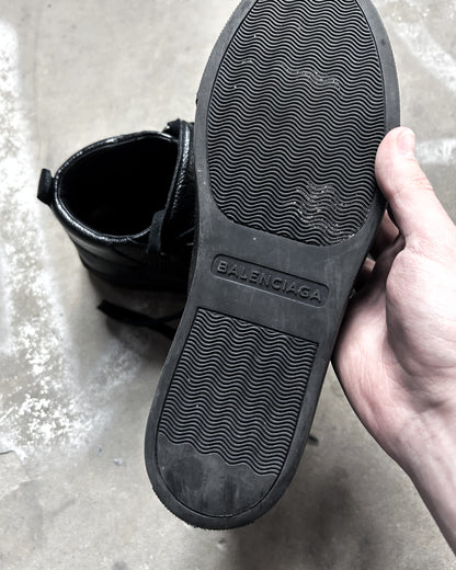 HI TOP BLACK ARENAS