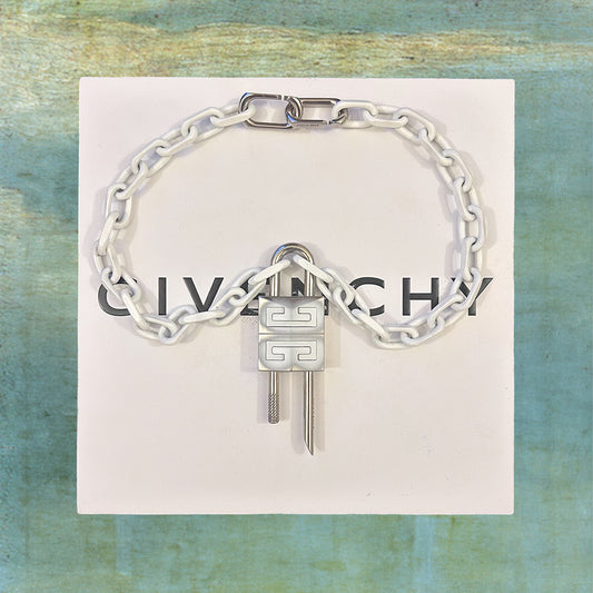 GIVENCHY CHITO LOCK CHAIN