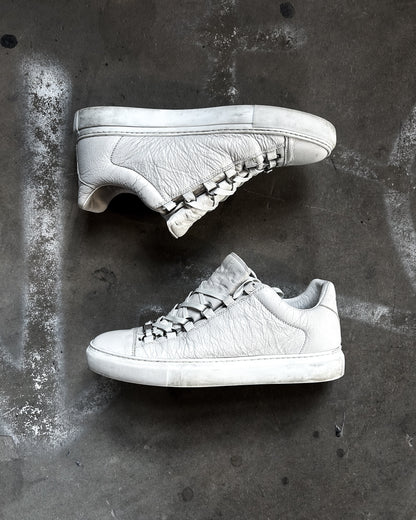 WHITE ARENA LOW