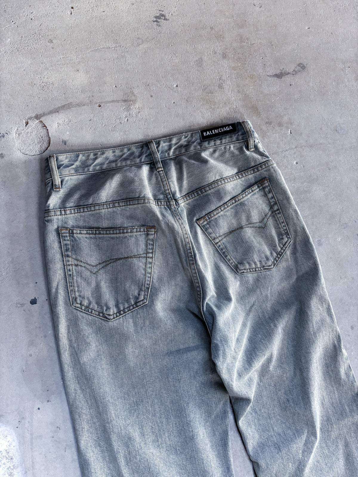 S/S24 ‘CAPITAL B’ BAGGY TROUSERS