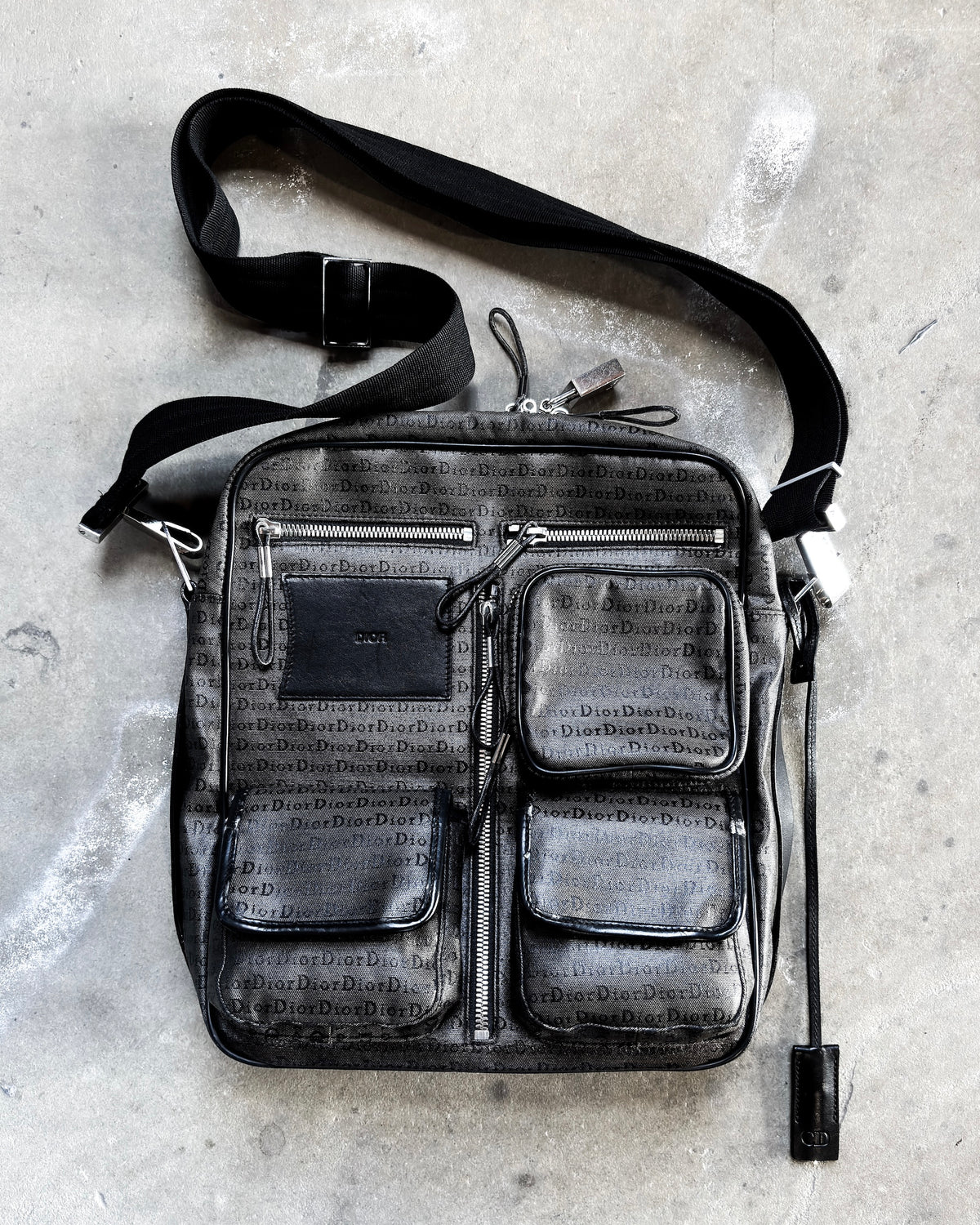 S/S03 “FOLLOW ME” MONOGRAM MESSENGER BAG