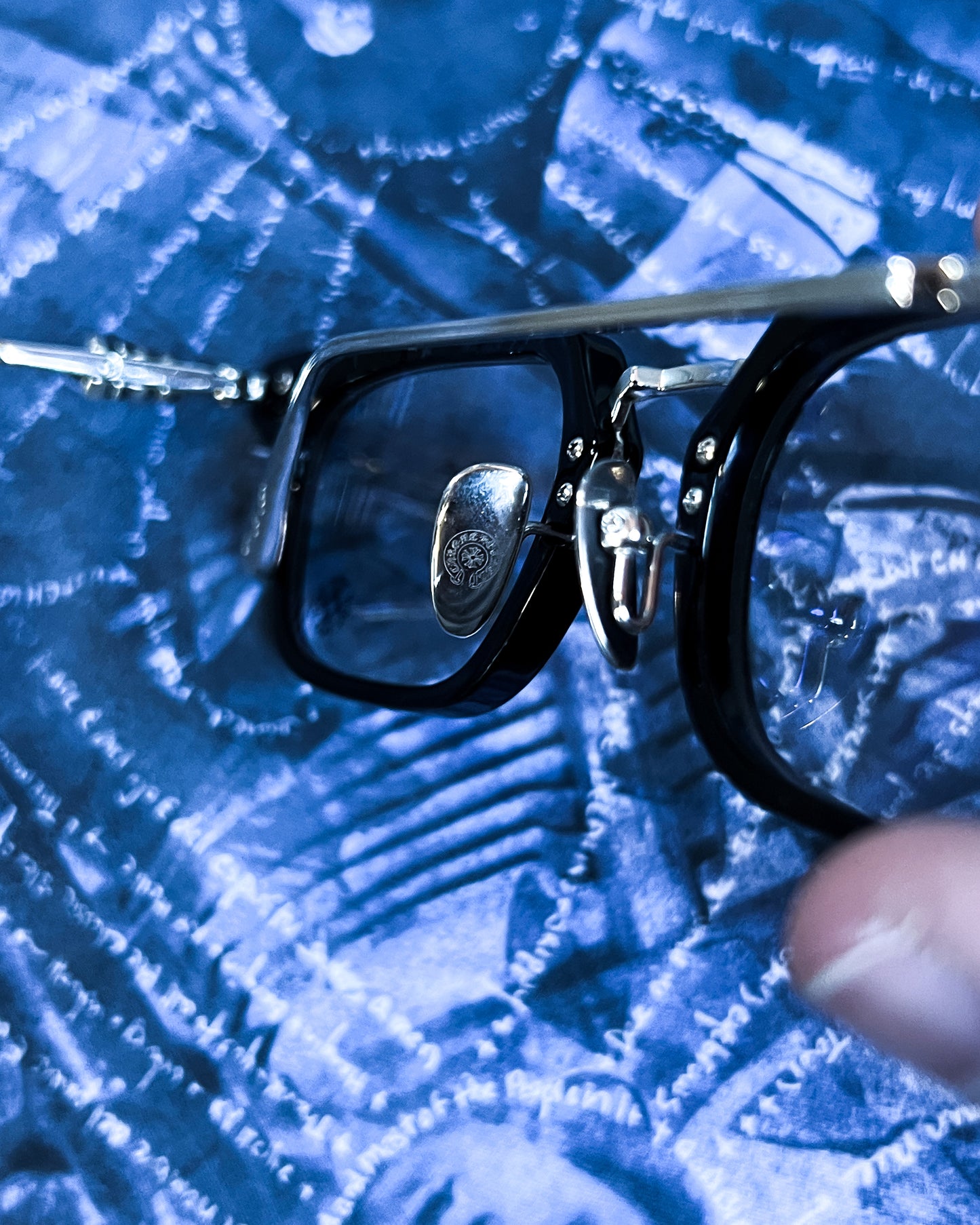 ‘SNAT’ SILVER DAGGER CLEAR GLASSES