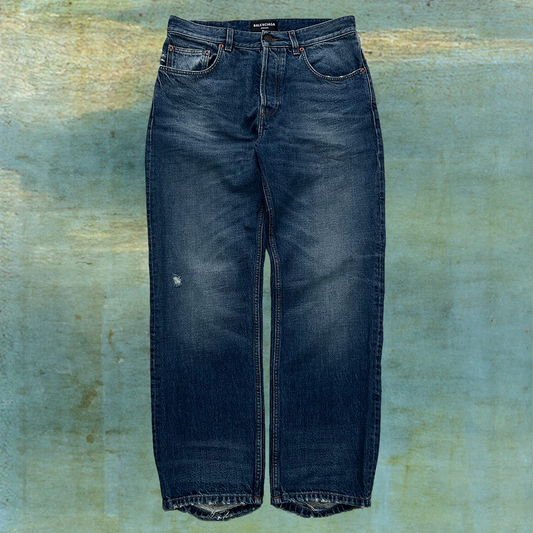 FW21 DISTRESSED DENIM