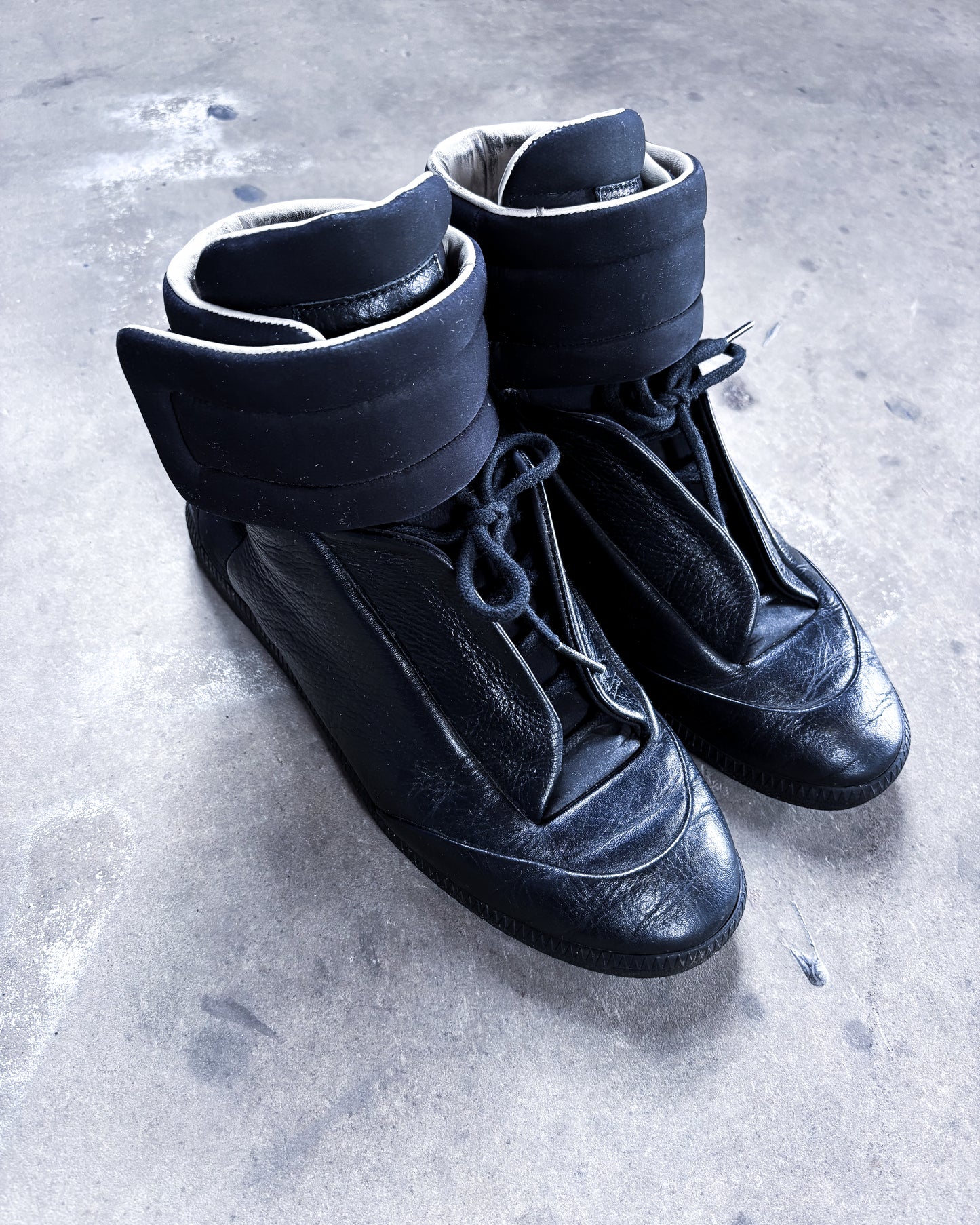 F/W16 TWO TONE BLACK FUTURES