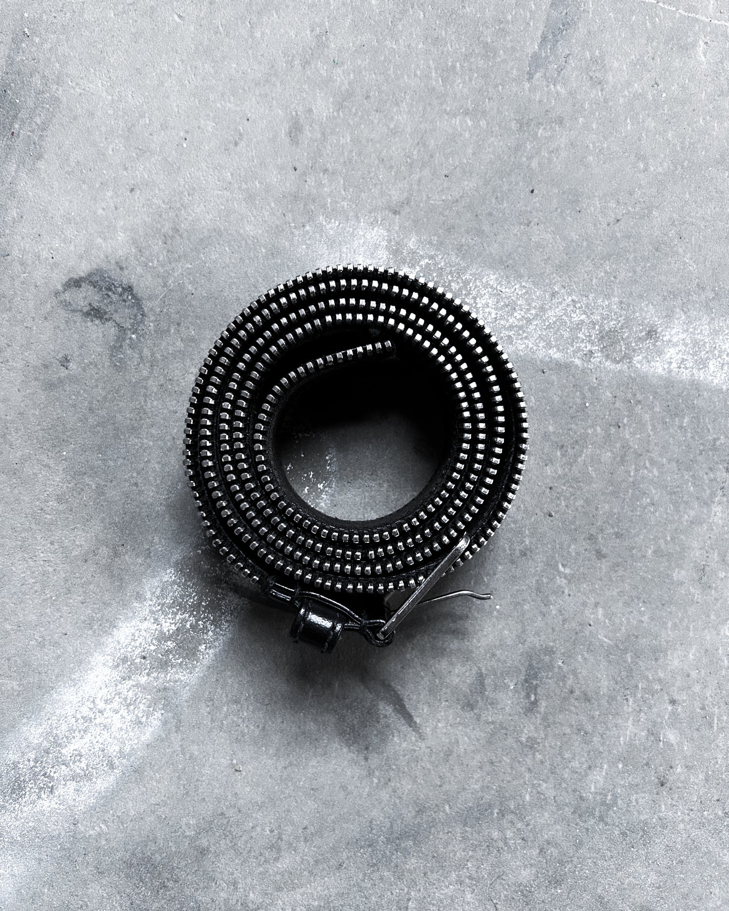 AW04 “VOTC” ZIP BELT