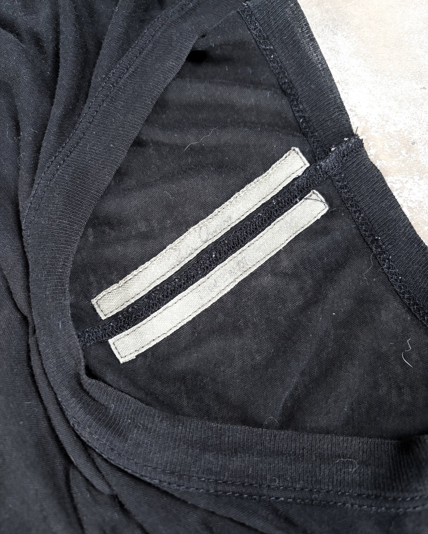 S/S07 ‘DRAKE’ ASYMMETRICAL T