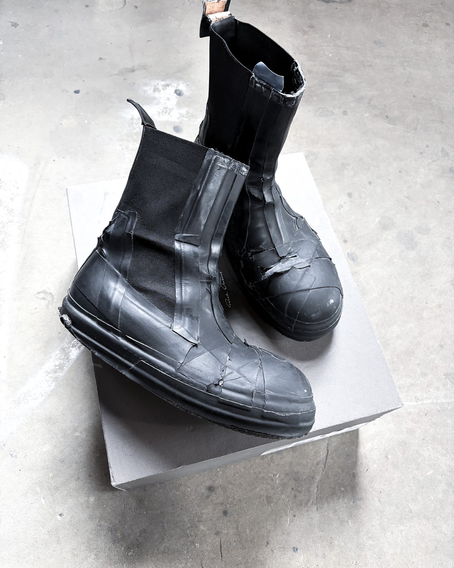 F/W20 PERFORMA TAPE BOZO SNEAKS