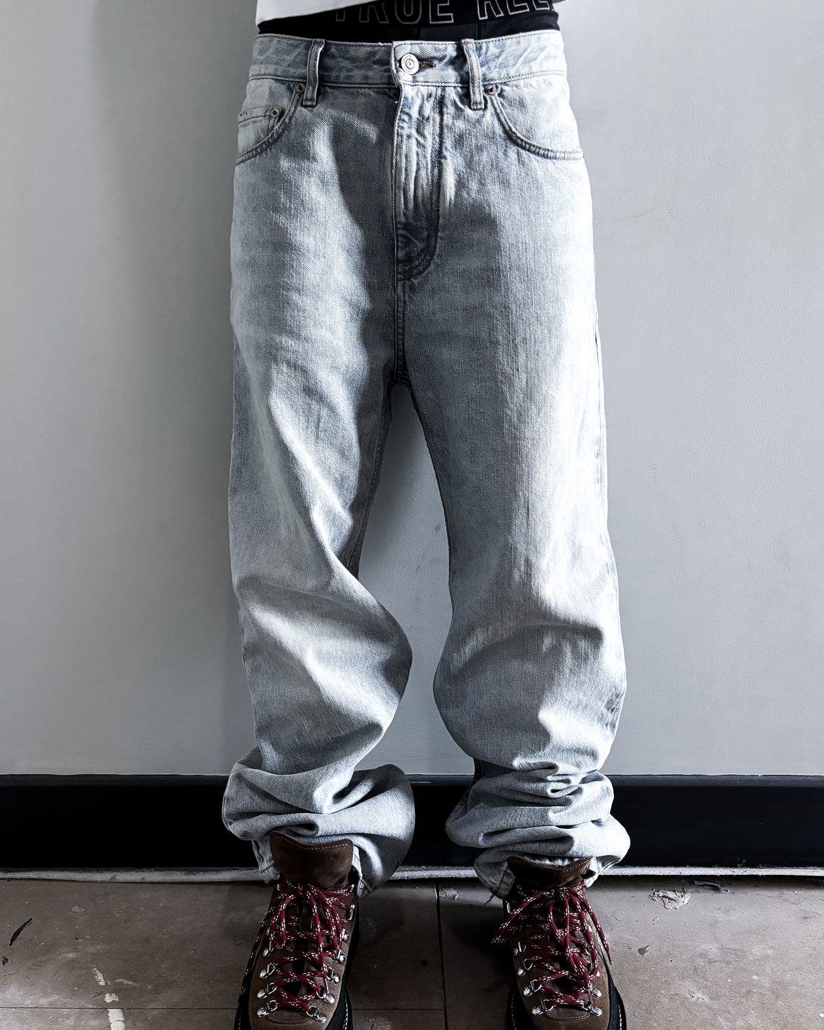 S/S24 ‘CAPITAL B’ BAGGY TROUSERS