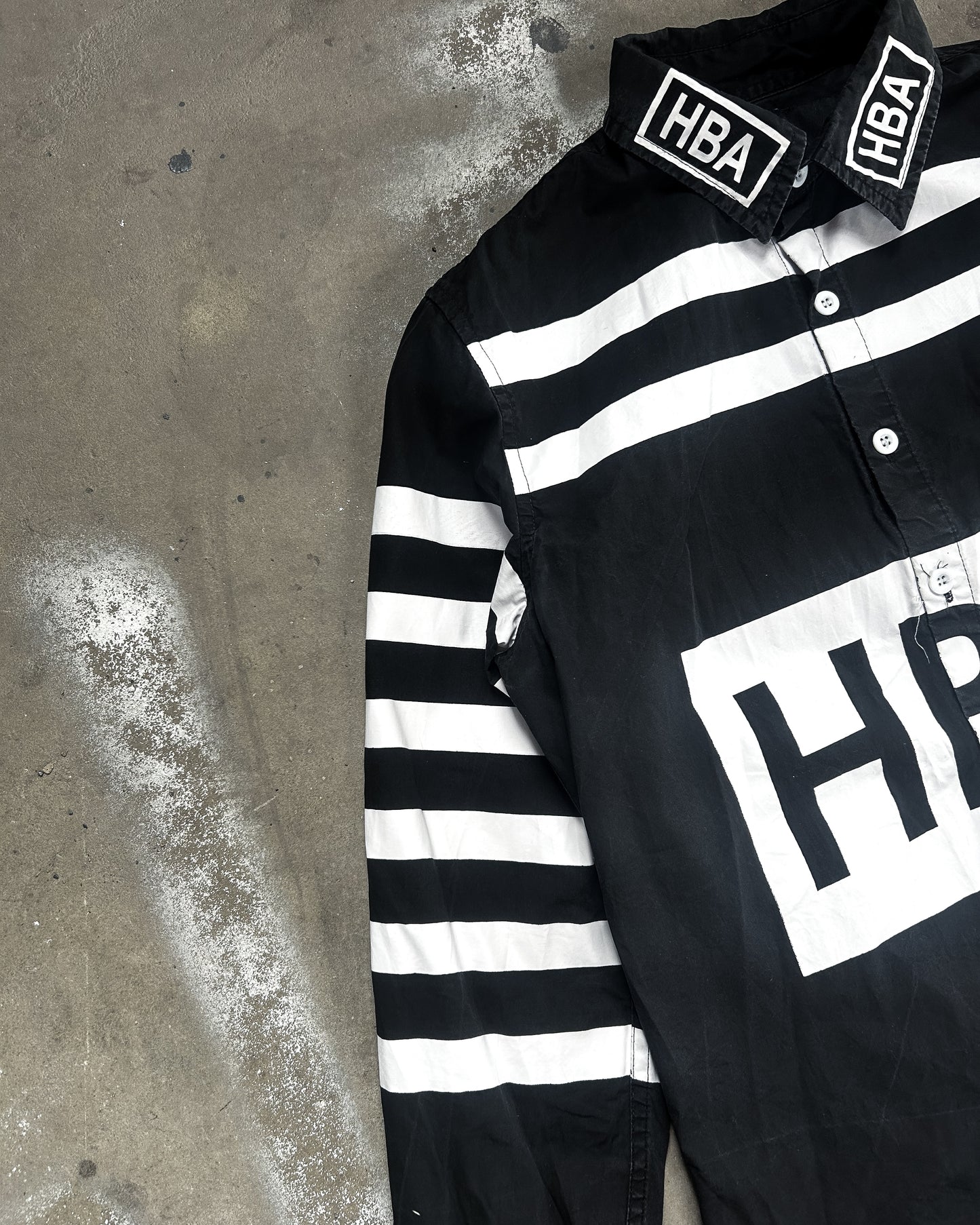 HBA BUTTON UP