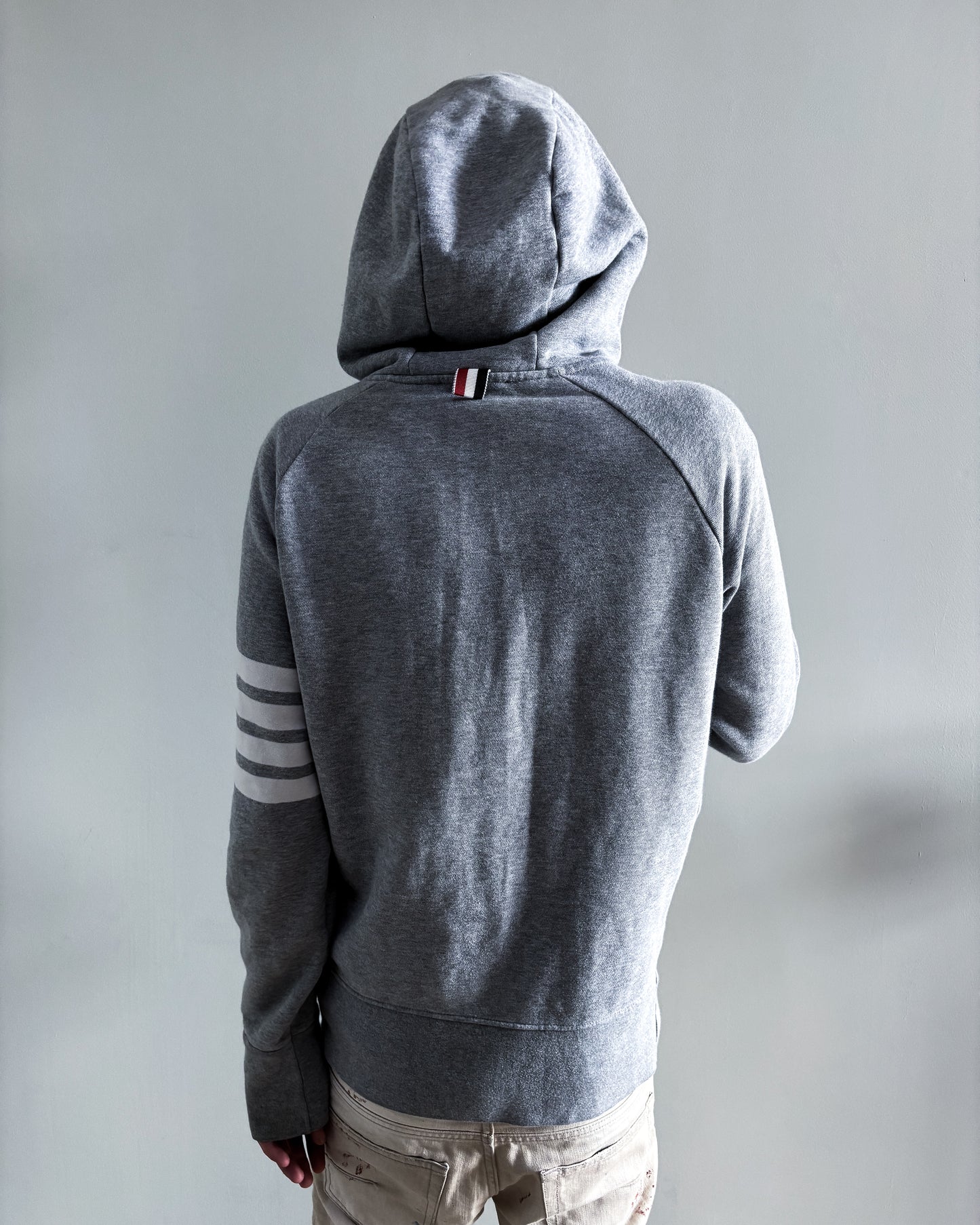 GREY 4-BAR ZIP UP