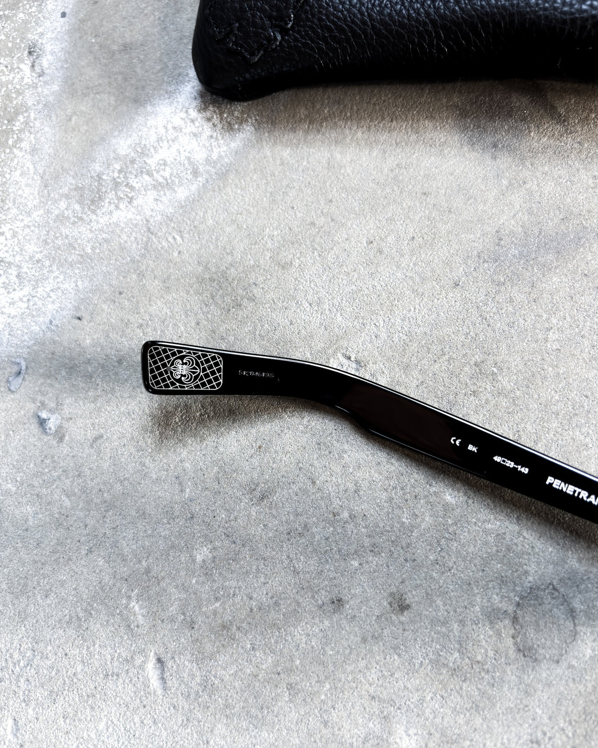 PENETRANUS REX FLEUR SUNGLASSES