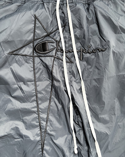 CHAMPION PENTAGRAM NYLON SHORTS