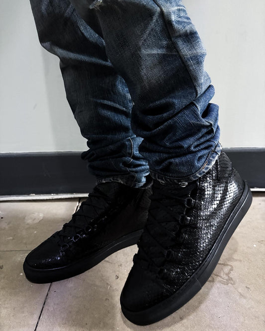 BLACK PYTHON ARENAS