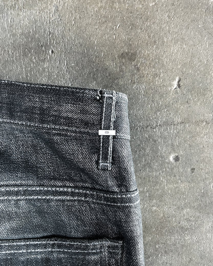 A/W06 “THESE GRAY DAYS” RADIOACTIVE DENIM