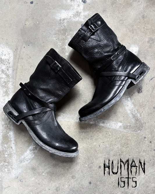 AW98 B-HEEL HARNESS BOOTS