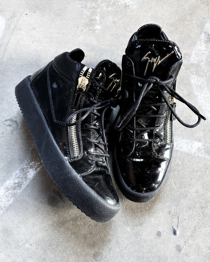 PATENT LEATHER KRISS HIGH TOPS