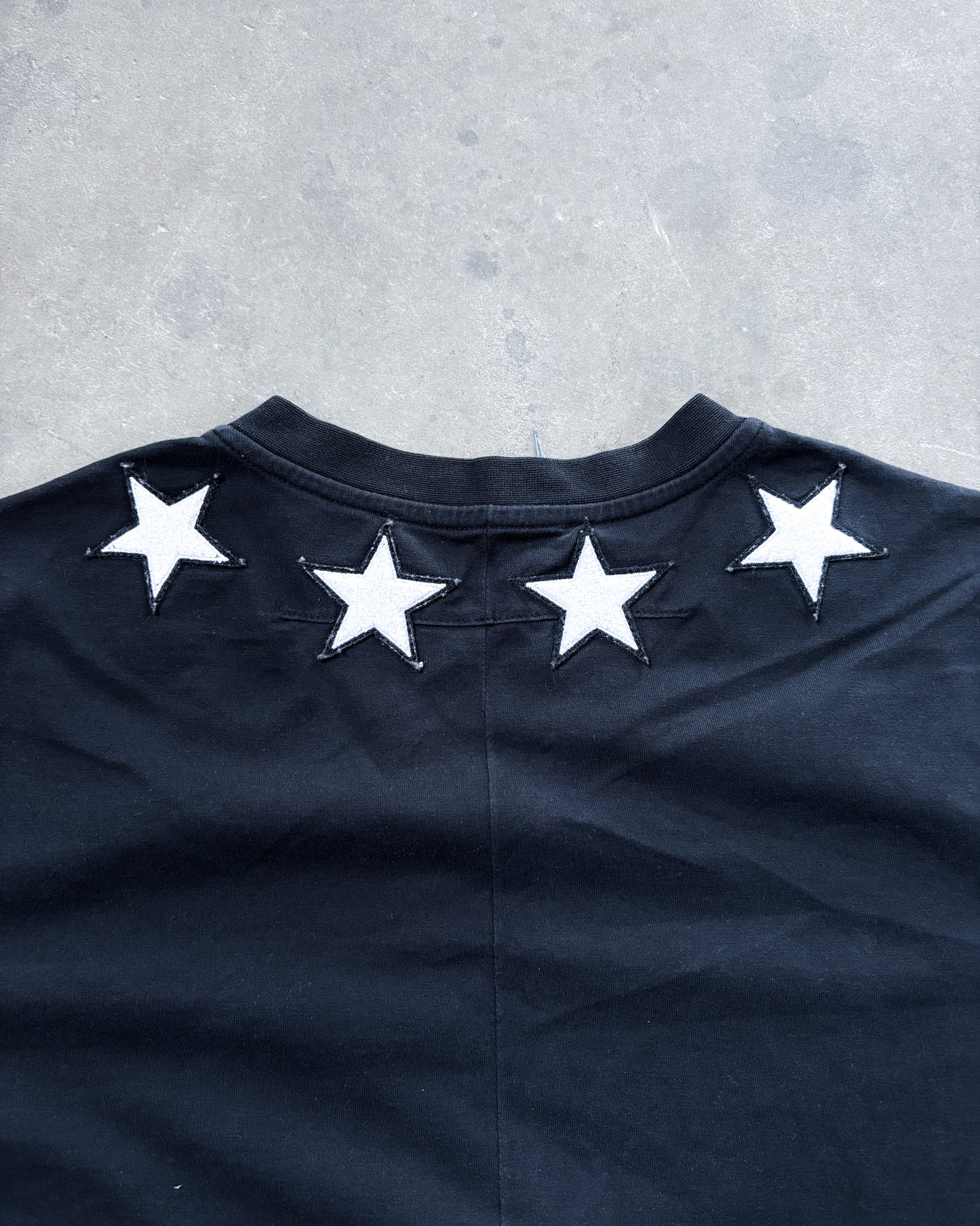 F/W16 BLACK STAR T-SHIRT