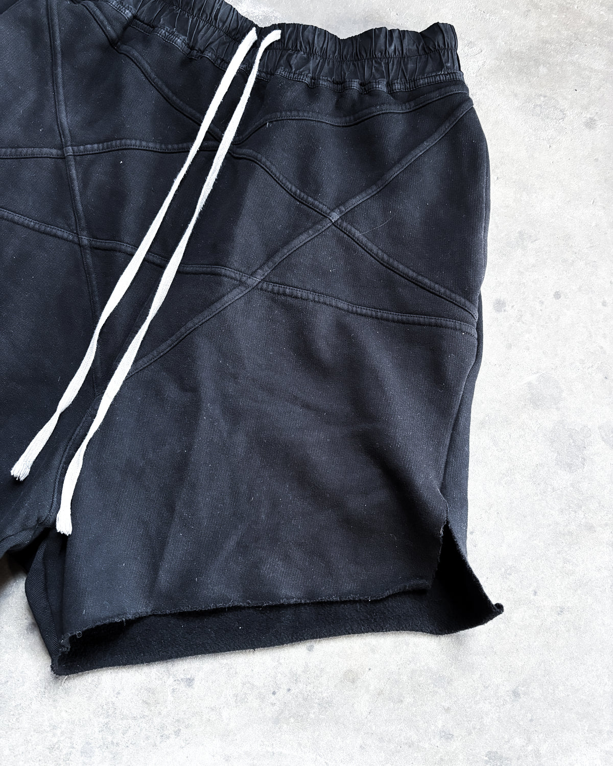 F/W21 PENTAGRAM SHORTS
