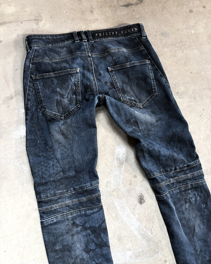 DISTRESSED BIKER DENIM