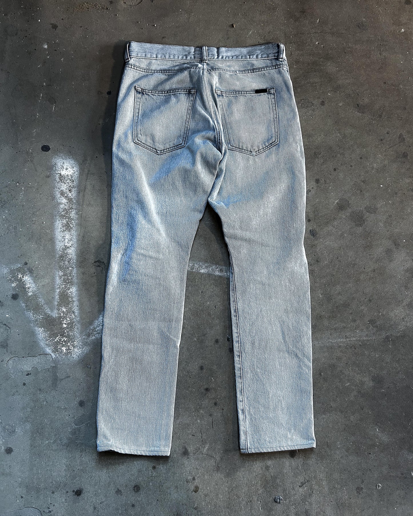 LIGHT BLUE D18 DENIM