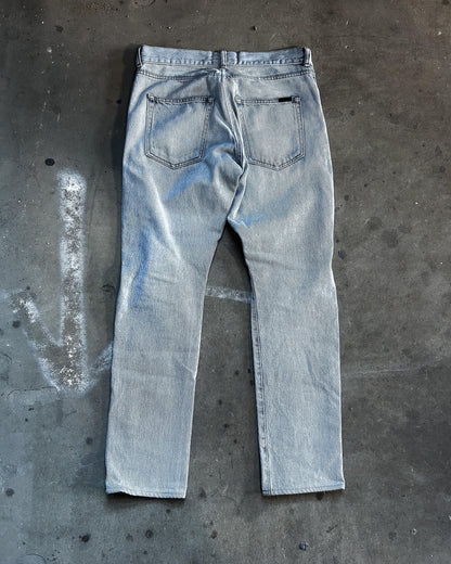 LIGHT BLUE D18 DENIM