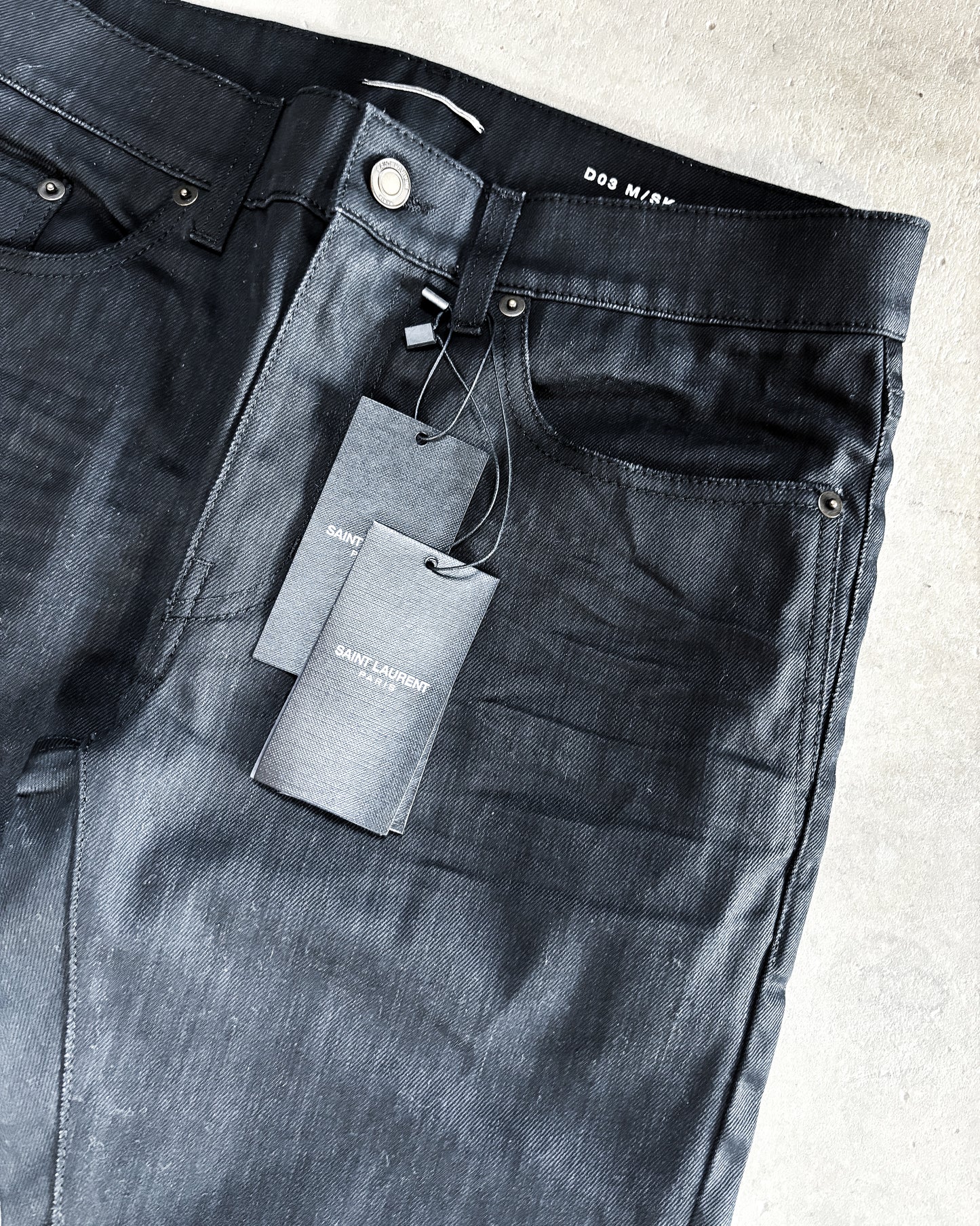 F/W20 WAXED BLACK D03 DENIM