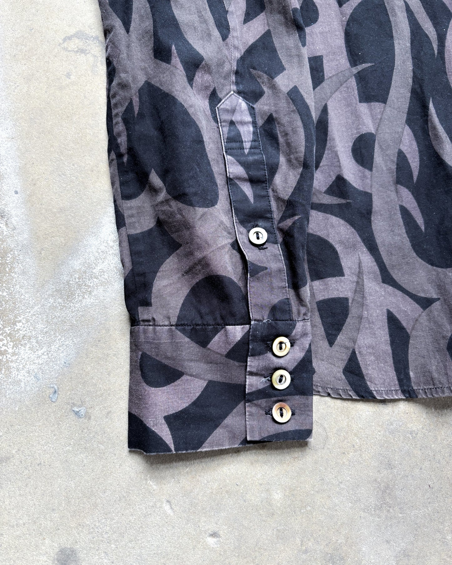 A/W04 TRIBAL HEART SHIRT