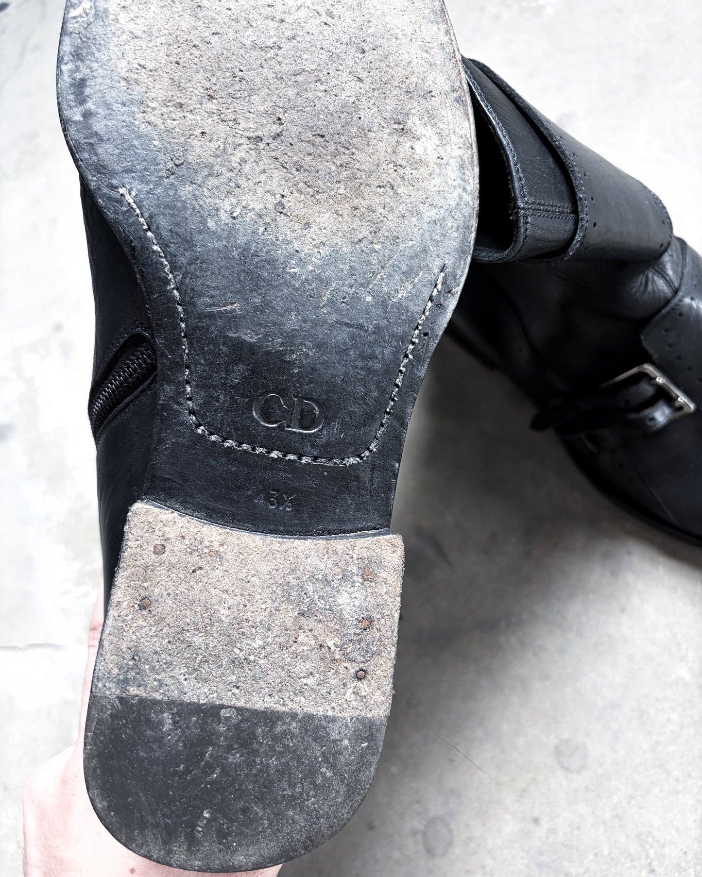 A/W04 “VOTC” HARNESS BUCKLE BOOTS