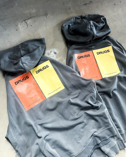 A/W18 DRUGS HOODIE