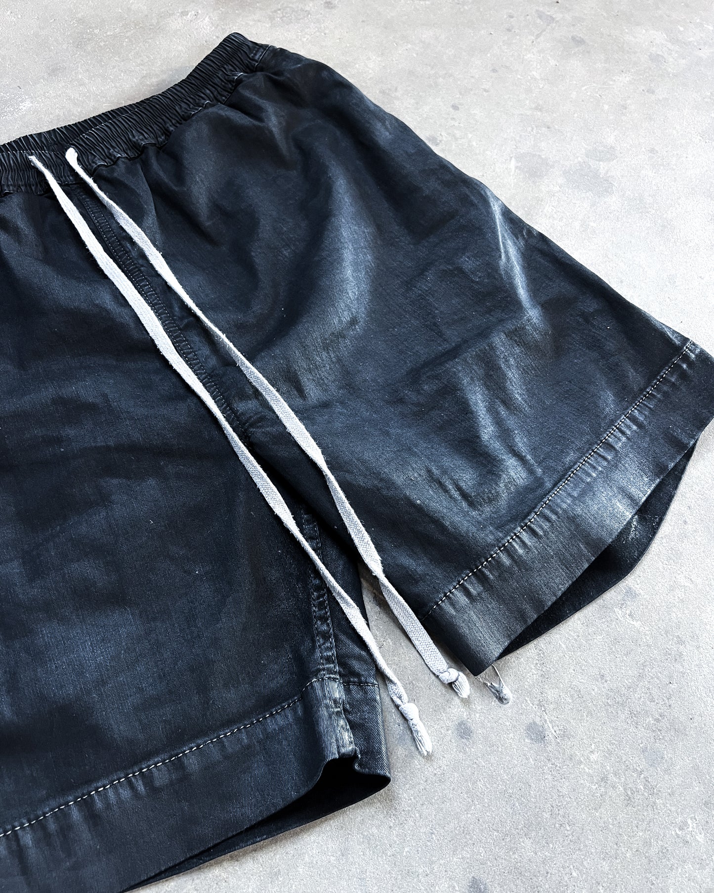 S/S19 “BABEL” BLACK WAX SHORTS