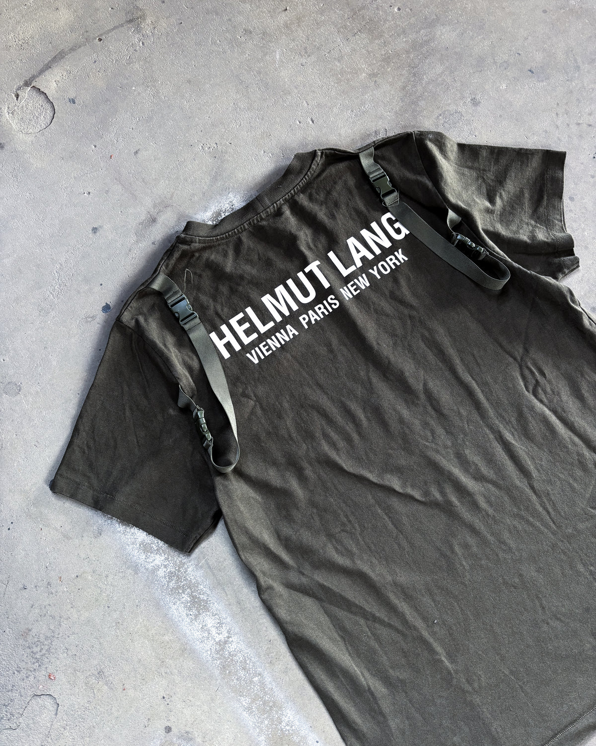 KHAKI BONDAGE LOGO T-SHIRT