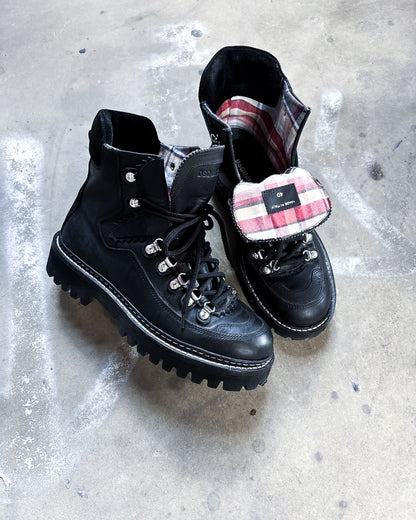 A/W22 BLACK CANADIAN HIKING BOOTS