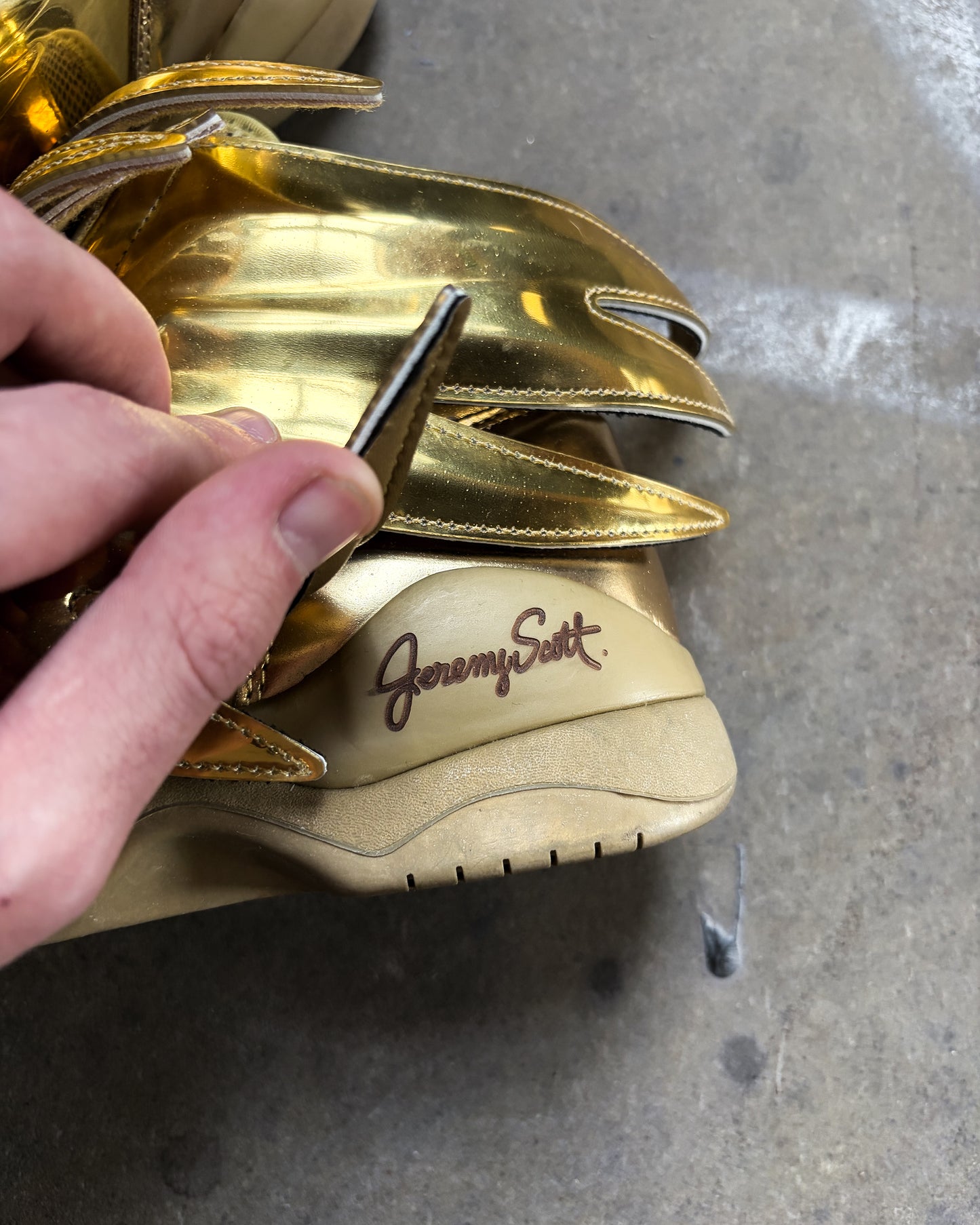 GOLD JS WINGS 3.0