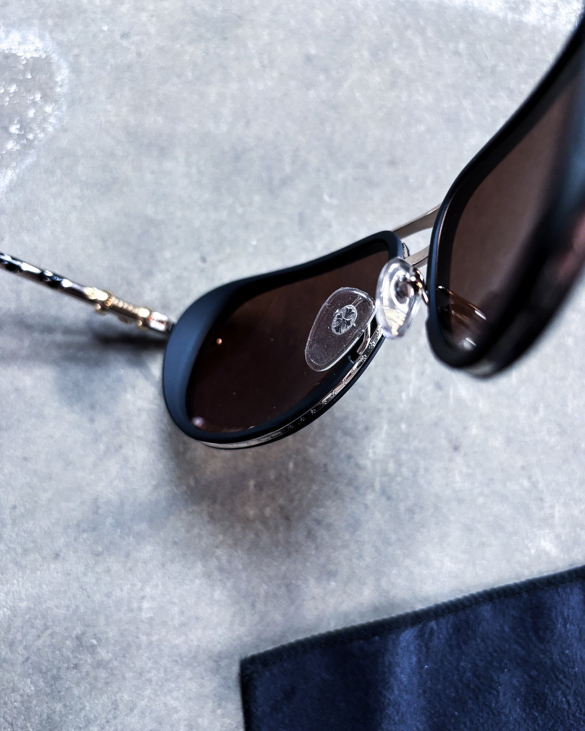 GOLD ‘JACKWACKER I’ SUNGLASSES