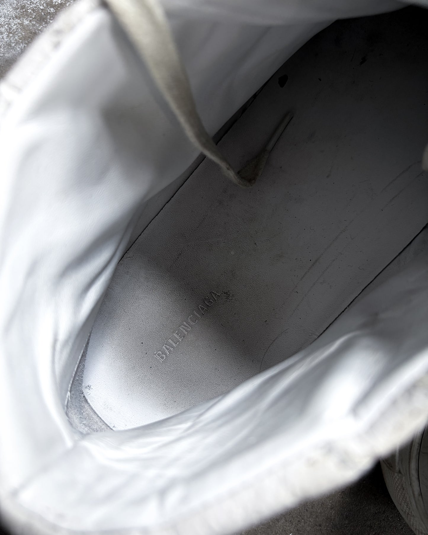 WHITE ARENA HIGH TOPS
