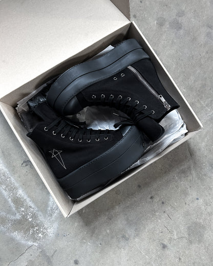 SS25 PENTAGRAM MEGA RAMONES