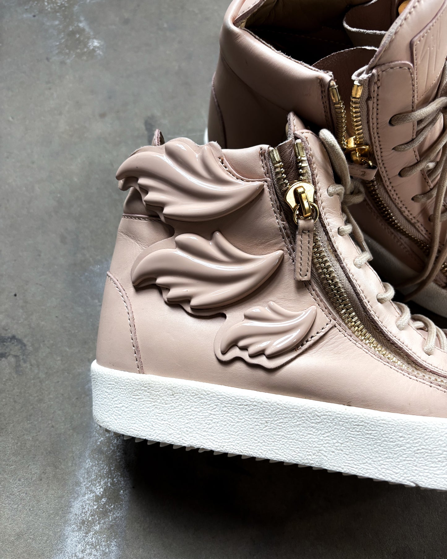 PINK WINGS ‘KRISS’ HIGH TOPS