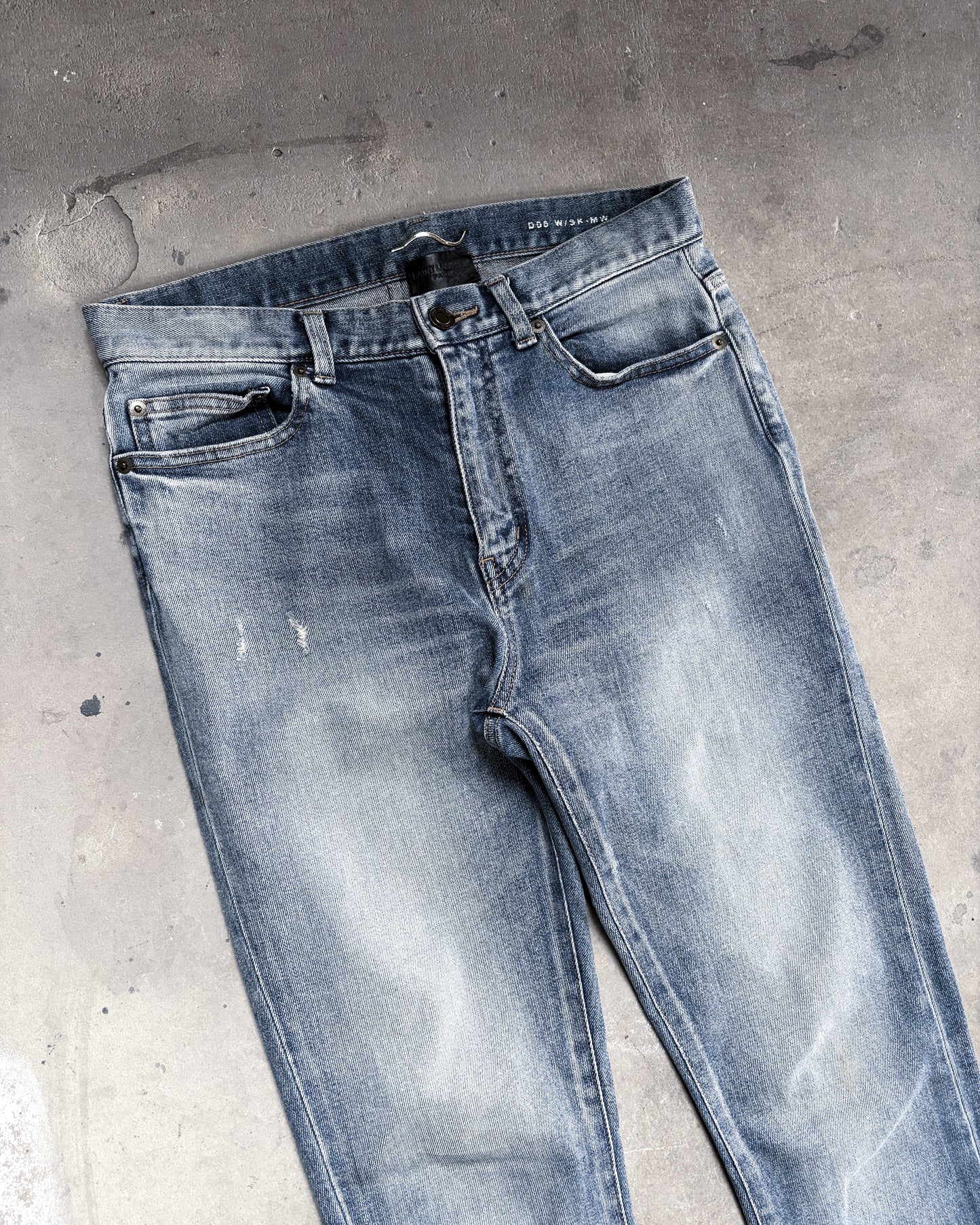 FW16 BLUE LIGHT WASH DENIM
