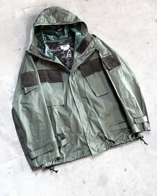 A/W19 CHECKED STORM COAT
