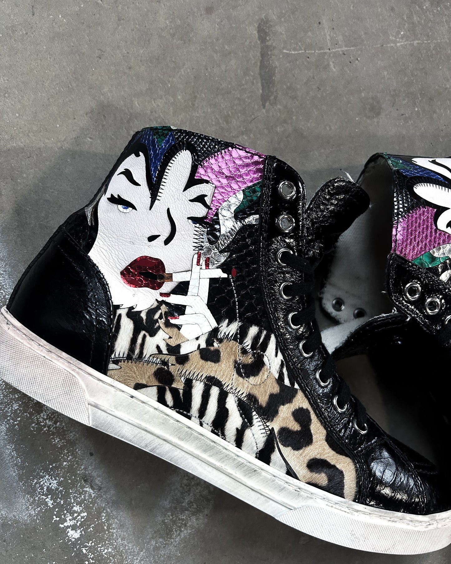 SMOKING PATCH HIGH TOPS