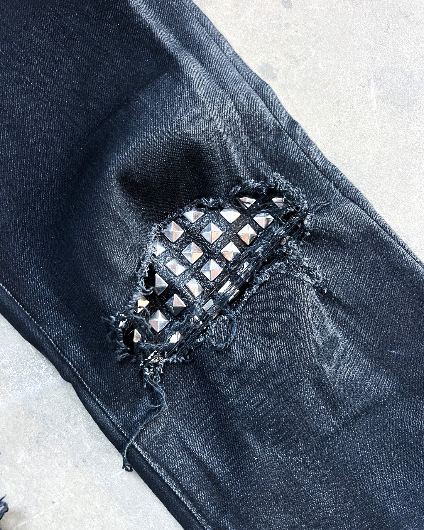 S/S16 STUDDED KNEE D02 DENIM BY HEDI SLIMANE