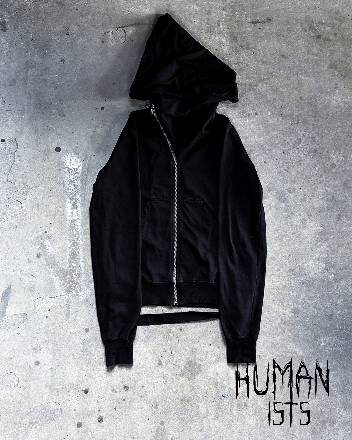 BLACK MOUNTAIN HOODIE