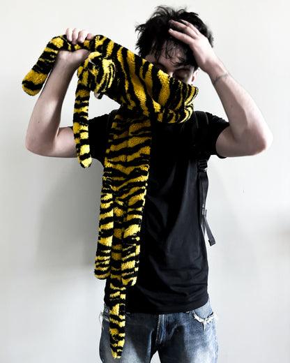 TIGER FUR SCARF