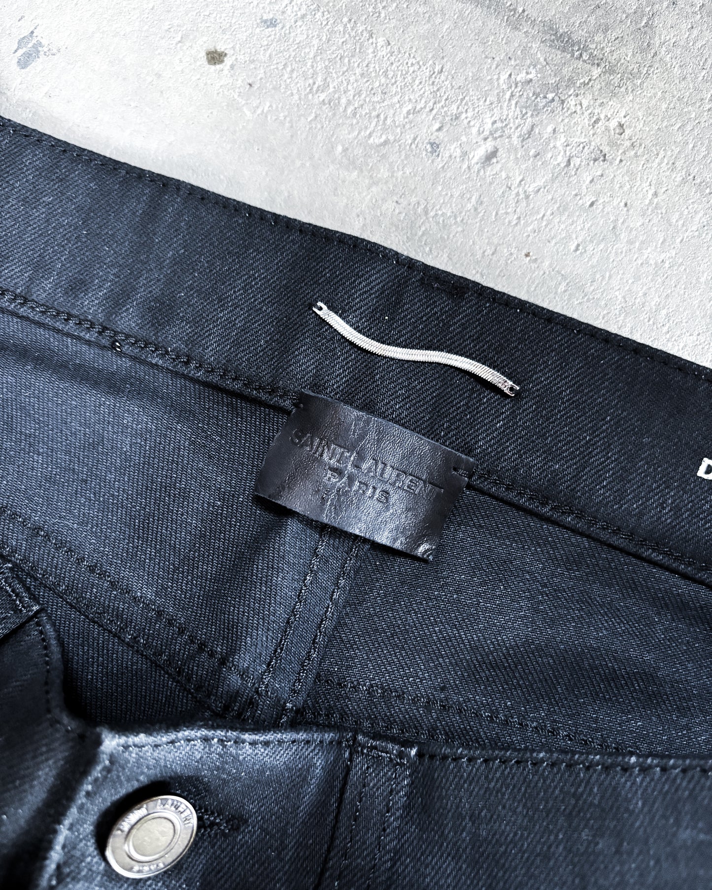 F/W20 WAXED BLACK D03 DENIM