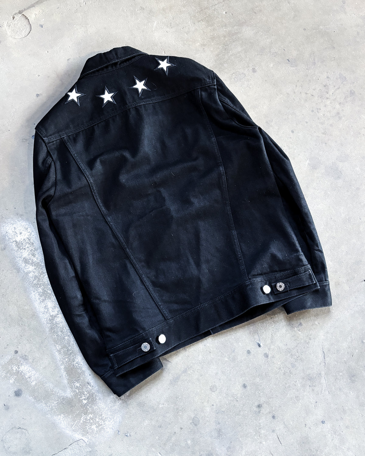 BLACK STAR DENIM JACKET