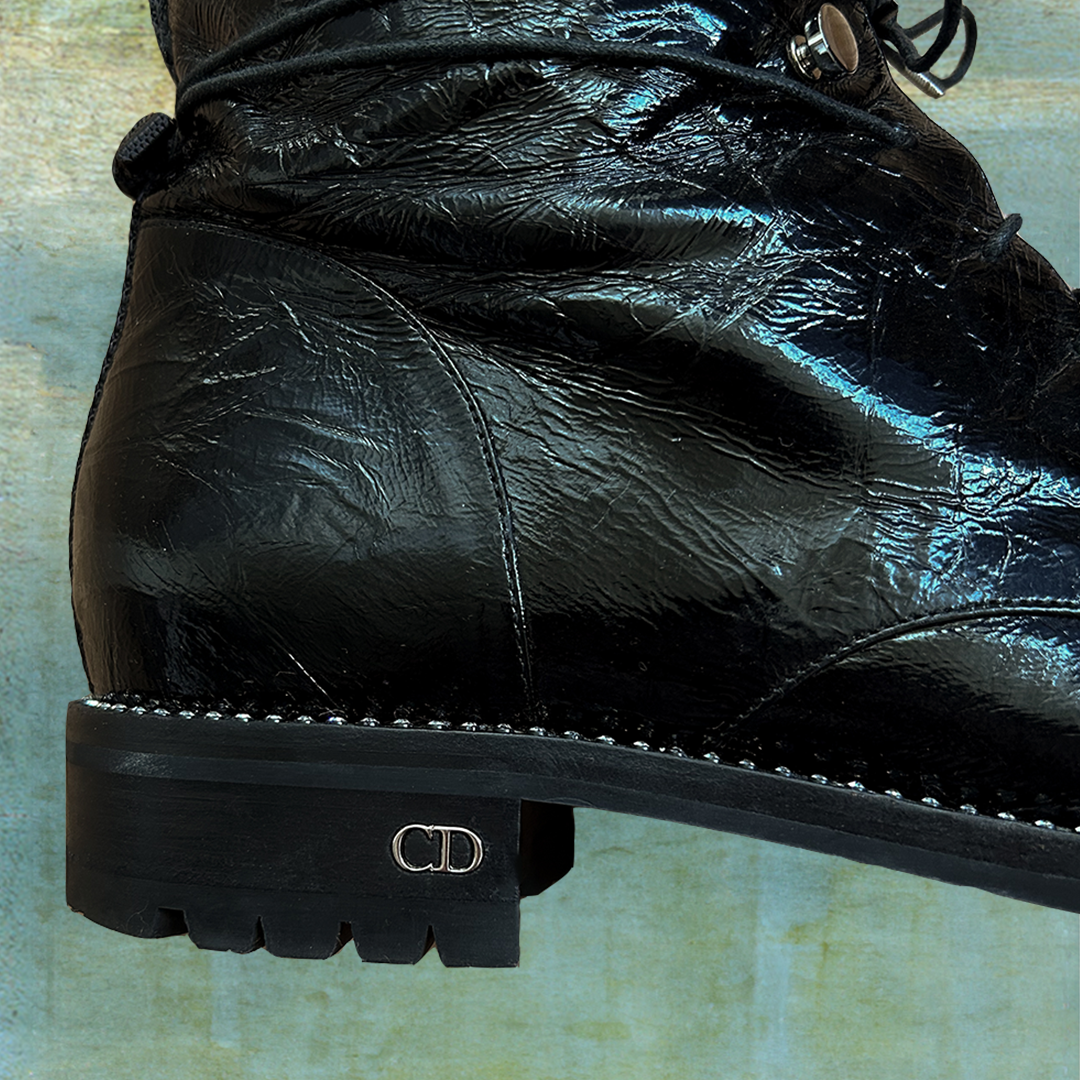 AW19 PATENT LEATHER COMBAT REBELLE BOOTS