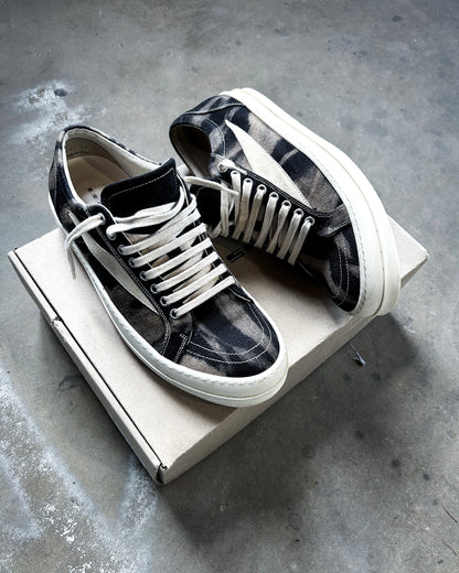 F/W24 ‘PORTERVILLE’ SUN BLEACHED VINTAGE SNEAKERS